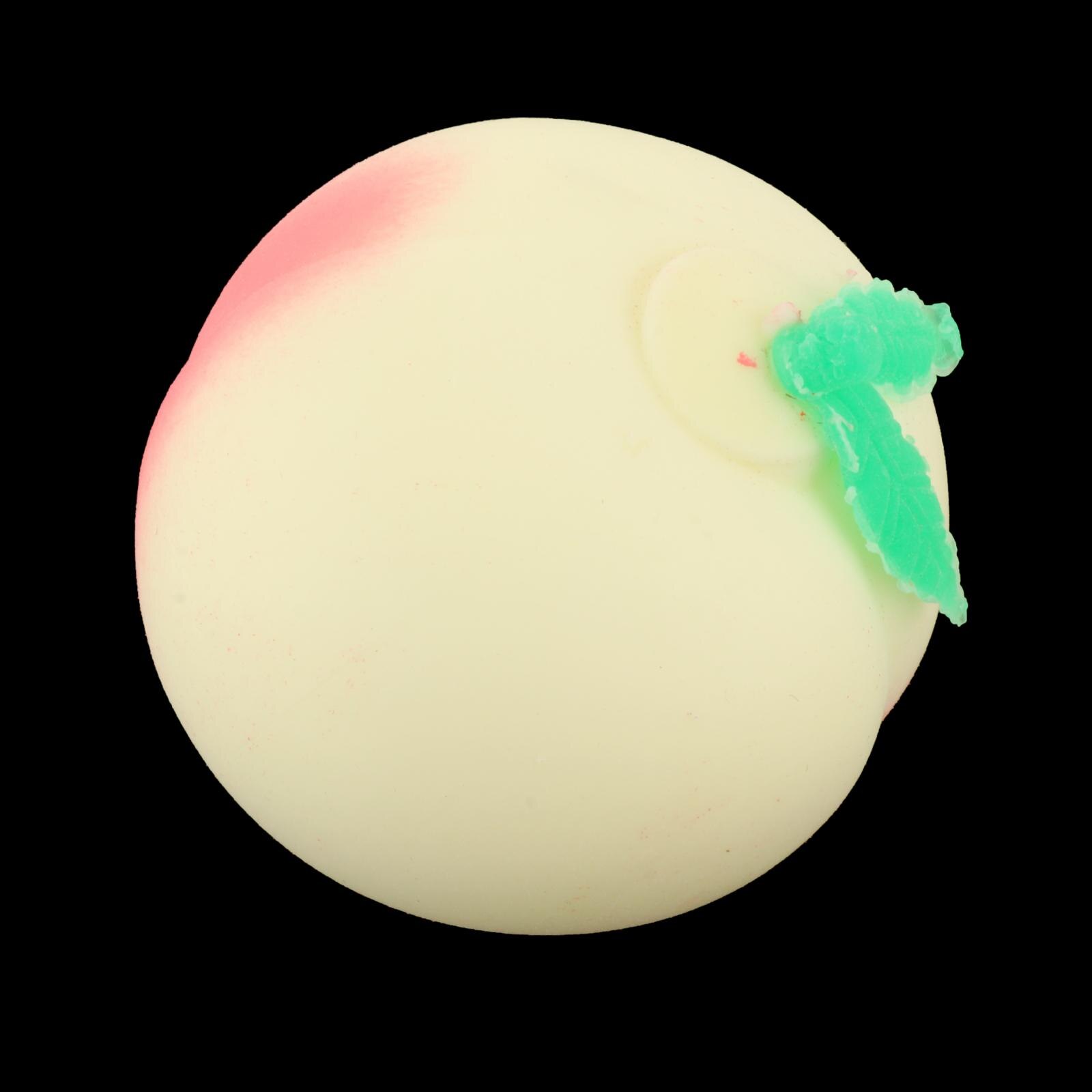 Weiches, knautschiges pfirsich-zappeln-stressspielzeug, niedliche fruchtkollektion, dekorative requisiten