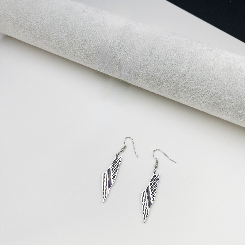 Halsband i rostfritt stål, arabisk karta, halsdukshänge, herrhalsband för kvinnor, mellanösternaccessoarer, europa och usa: Mång