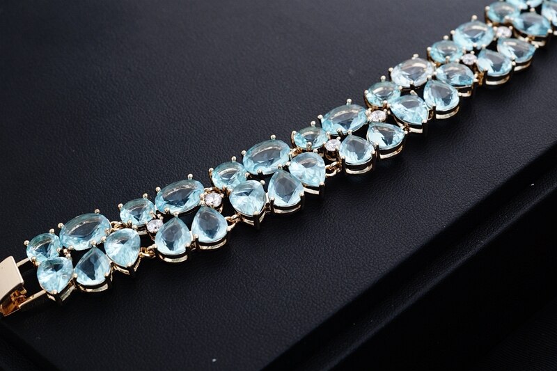 Beaux Bracelets et Bracelets attrayants pour les femmes couleur or bleu ovale Zircon Bracelets Bracelets goutte d'eau bijoux en cristal