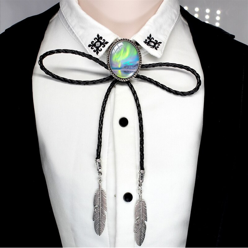 BOLO-00168 nuovo arrivo Polar Light Galaxy Nebula ovale in vetro Cabochon Western Bolo Tie Neck cravatte collana a catena in pelle: 1-3