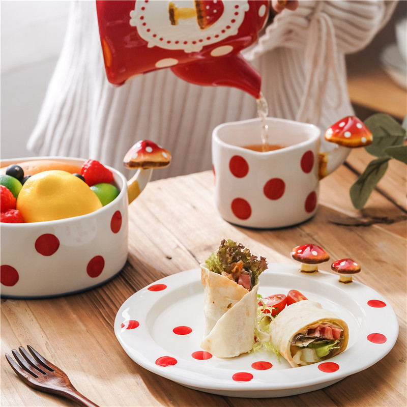 Cute Cartoon Mushroom Coffee Mug Plate Saucer Set Ceramic Breakfast Bowl Cup Hand-painted Dessert Plates Christmas