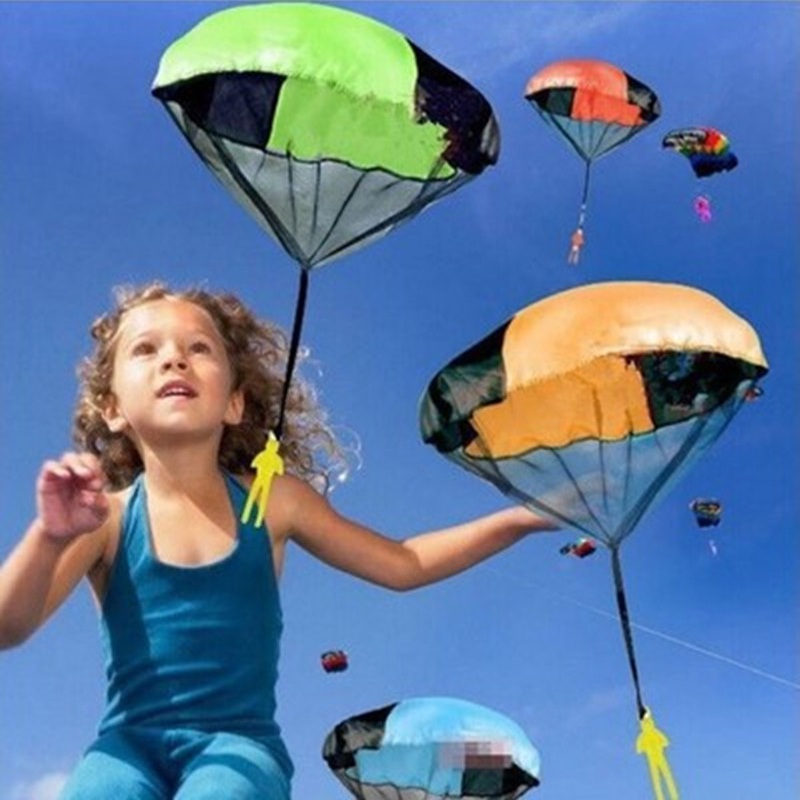 Kids Hand Gooien Kleurrijke Parachute Speelgoed Soldaat Outdoor Sport Kinderen Educatief Speelgoed