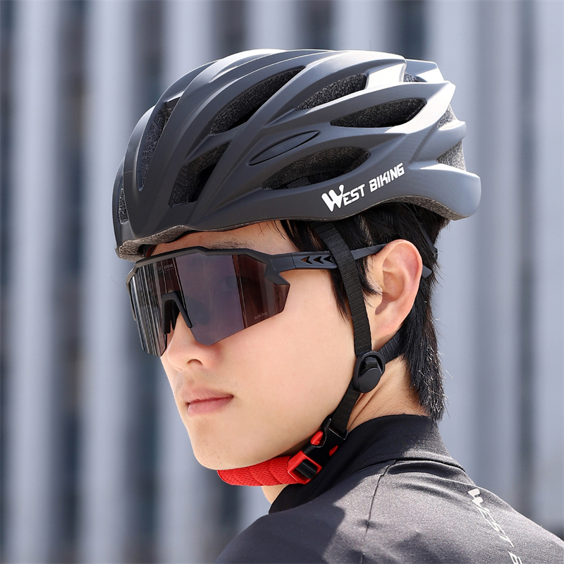 WEST BIKING-casco de ciclismo ultraligero moldeado integralmente para hombre y mujer, casco de carreras, gorra de seguridad para bicicleta de montaña y carretera, accesorios