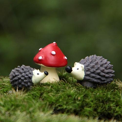 3 Stks/set Tuin Moss Hars Ambachten Kunstmatige Mini Hedgehog Red Dot Paddestoel Miniatuur Ornament Egel Decor Fairy Tuin A3072