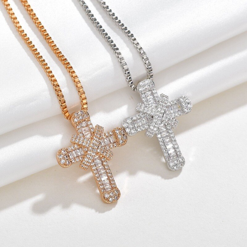 Retro Classic Shiny Crystal Cross Necklace for Women Cubic Zirconia Cross Choker Pendants Female Religious Jesus Jewelry