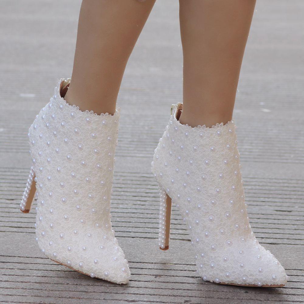 Botas de cuero de tacón alto para mujer, botines puntiagudos de encaje de perlas, zapatos de boda, botas cortas blancas de tacón de perla para primavera y otoño: 6,5