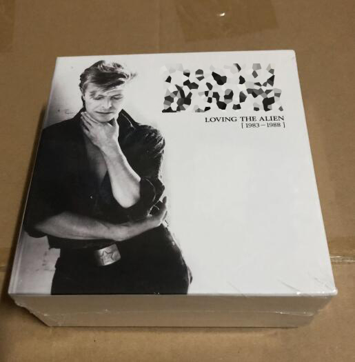 Wall Mounted CD Player Surround Sound FM Radio Bluetooth USB MP3 Disk Portable Music Player Music CDs Stereo Speaker ALBUMS BOX: David Bowie11CD