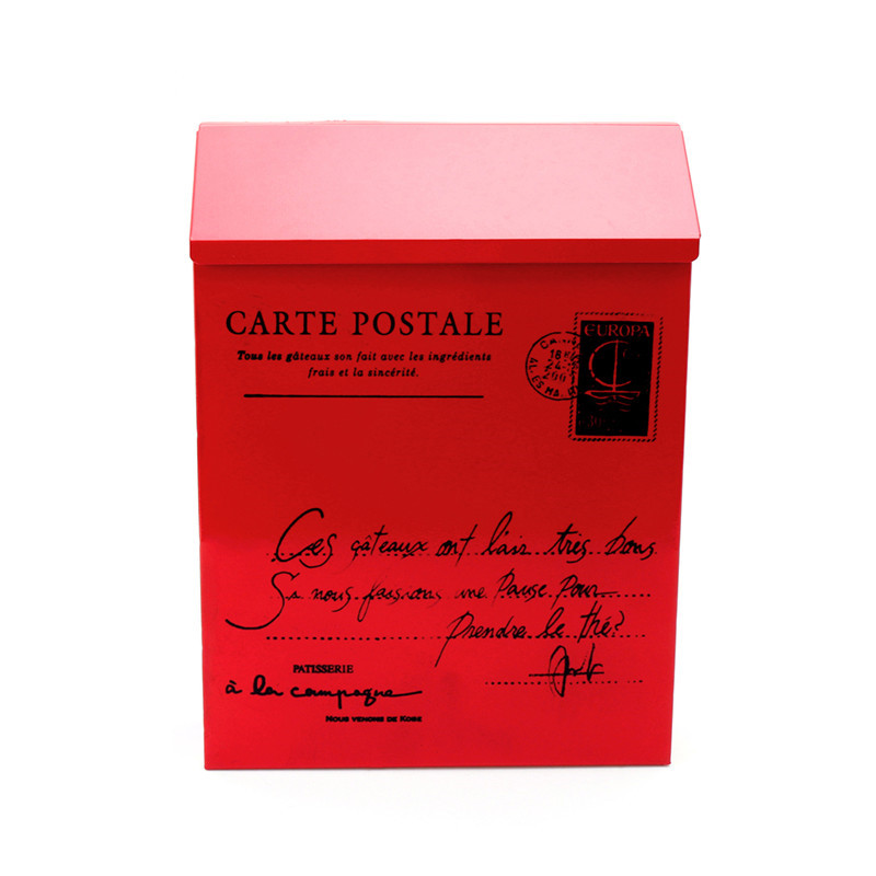 Waterproof outdoor post box Retro Pastoral Wall Mounted Mailbox Bucket Newspaper Boxes Metal Letter Post Mailbox: RED
