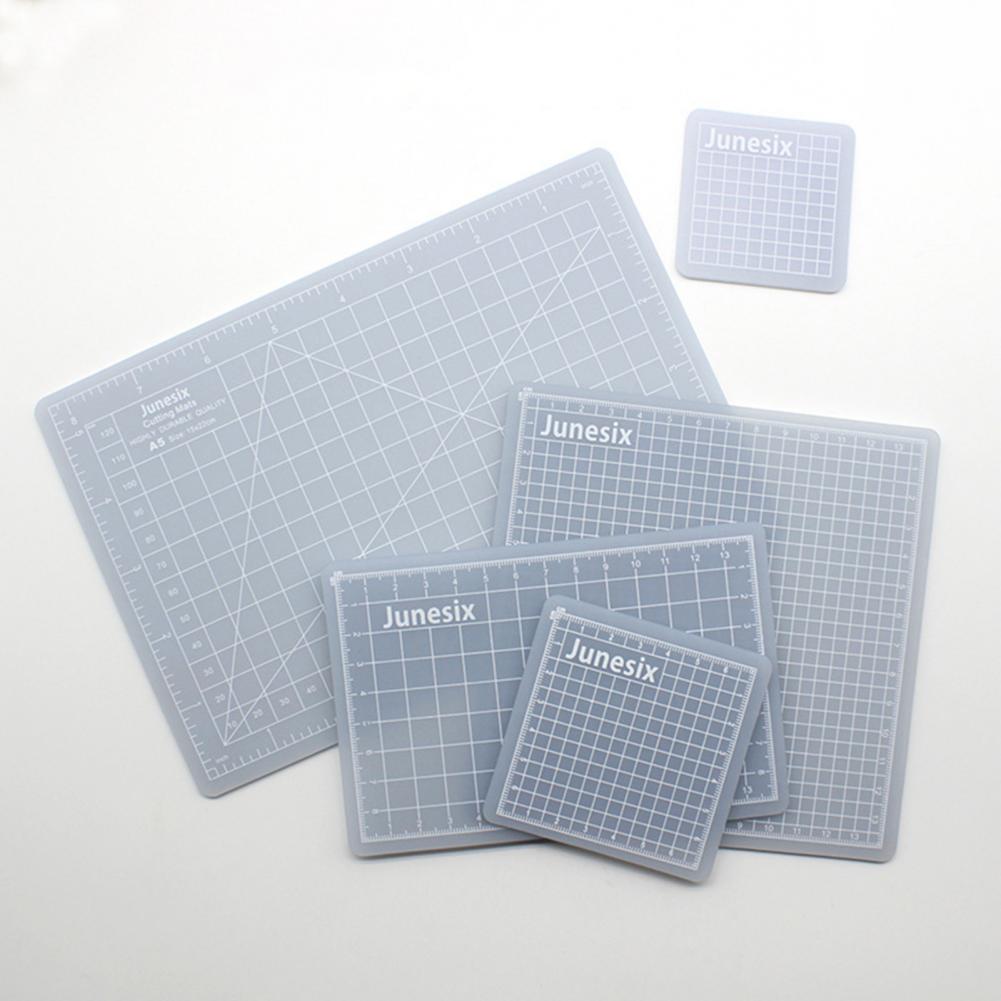Gridded Cutting Board Durable Thickened Non-Slip Multi-Use Sturdy Cutting Board for Sewing Cutting Mat Gridded Cutting Mat