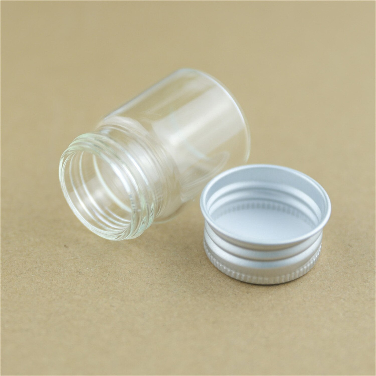 24 pezzi 30*40mm 15ml Mini vasetti di vetro tappi in alluminio bottiglie di vetro fiale contenitori di vetro trasparente piccola bottiglia di vetro carina