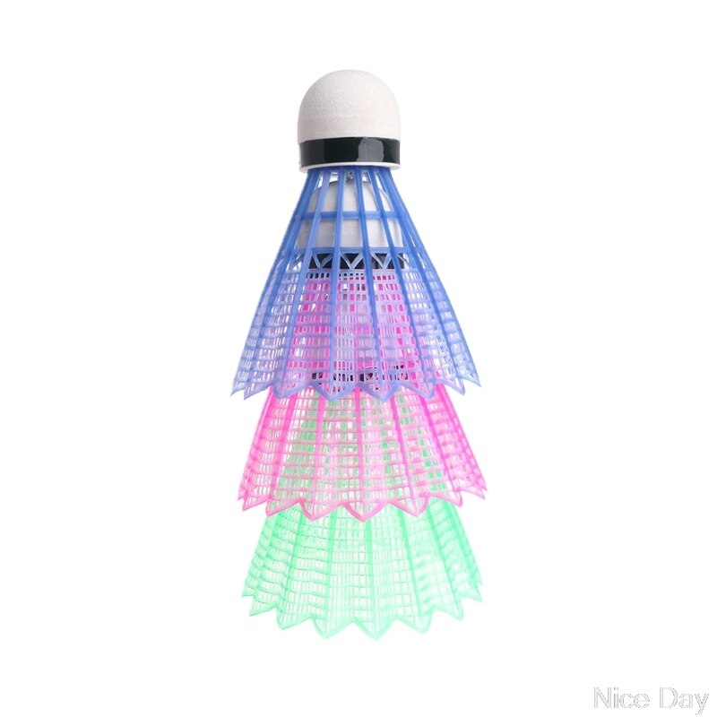 3 stk mørk nat ført glødende lys op plast badmintonbolte farverige belysningskugler indendørs og udendørs  my18 20: Multi