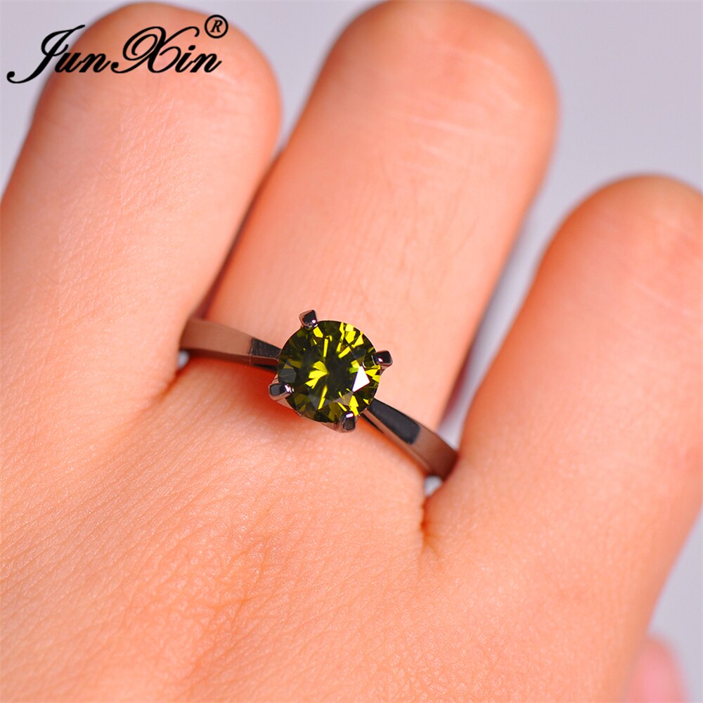 JUNXIN OL Männer frauen Fingerring Peridot Runde CZ Ring Vintage Schwarze Gold Hochzeit Ringe schmuck