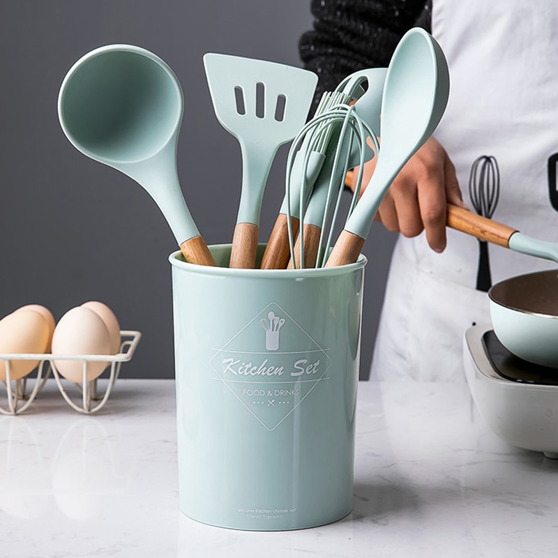 ATUCOHO 12PCS Kitchen Utensils Cooking Kit Silicone Accessories Spaghetti Food Clip Oil Brush Spatula Egg Beater Kitchen Tools