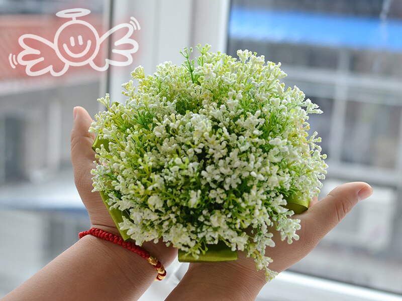 Fresh Romantic Wedding Bouquet Lavender Purple Green Gypsophila Fresh and Natural Outdoor Romantic Wedding Bouquet