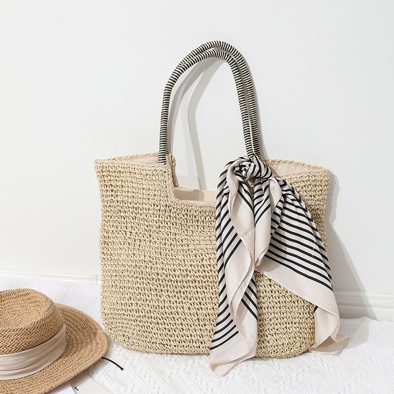 Casual woven bag women's large-capacity one-shoulder handmade straw woven bag seaside vacation beach bag