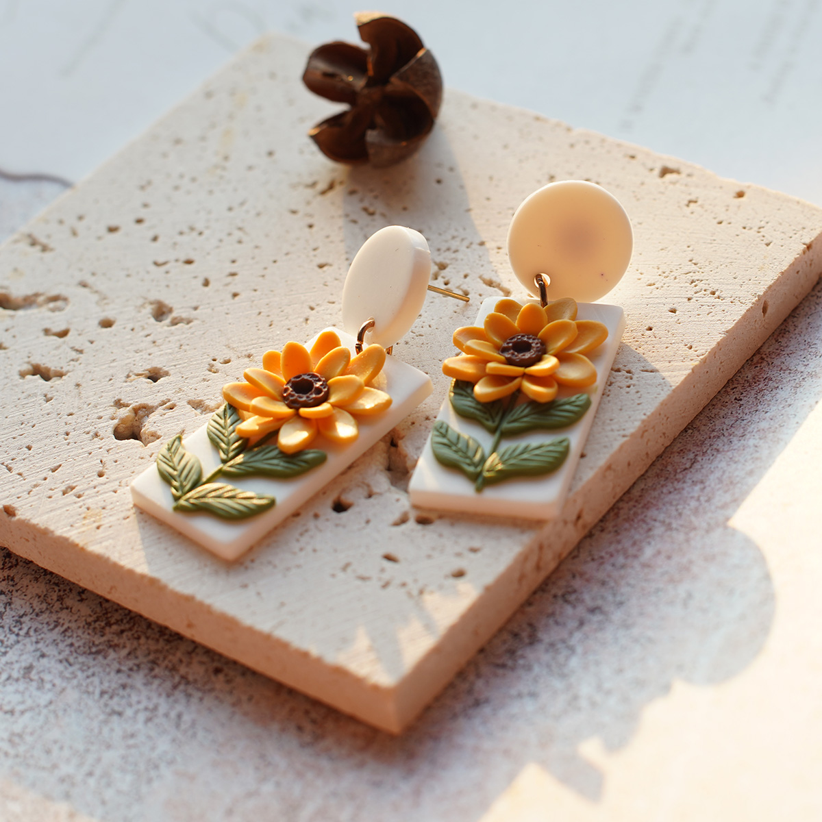 Moda alla moda Pasqua grappolo tropicale Fiori Nido d'uovo Multi forme Orecchini fatti a mano in argilla polimerica per accessori da donna Regalo