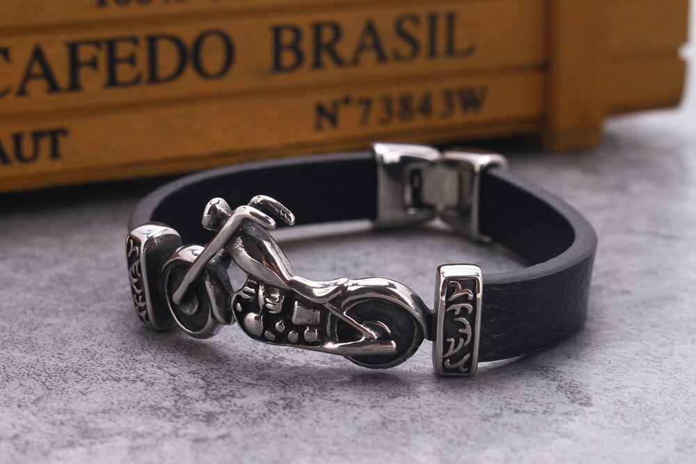 Titanium Truck Punk Armband Mannen Aanmatigend Armband Rvs Retro Motorfiets Armband Sieraden Armbanden Mannen Armband