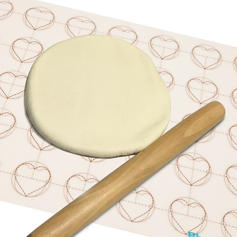 28*39cm or 11 "x 15.35" Non-Stick Silicone Cooking Mat Macaron Tool Biscuits With Bear Heart Round Drawing Lining