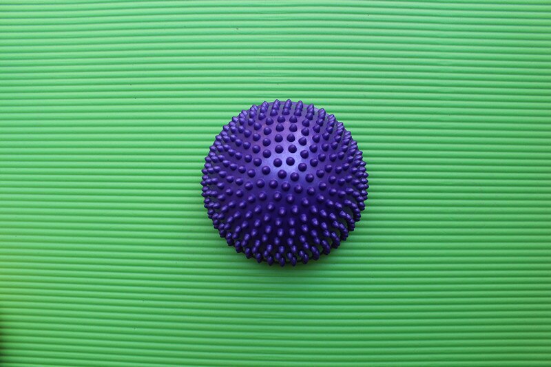 Pelota de balanceo para gimnasio, Pilates, deporte, Fitness, ejercicios de Fitball de PVC, recién inflable, bolas de Yoga de media esfera: Púrpura