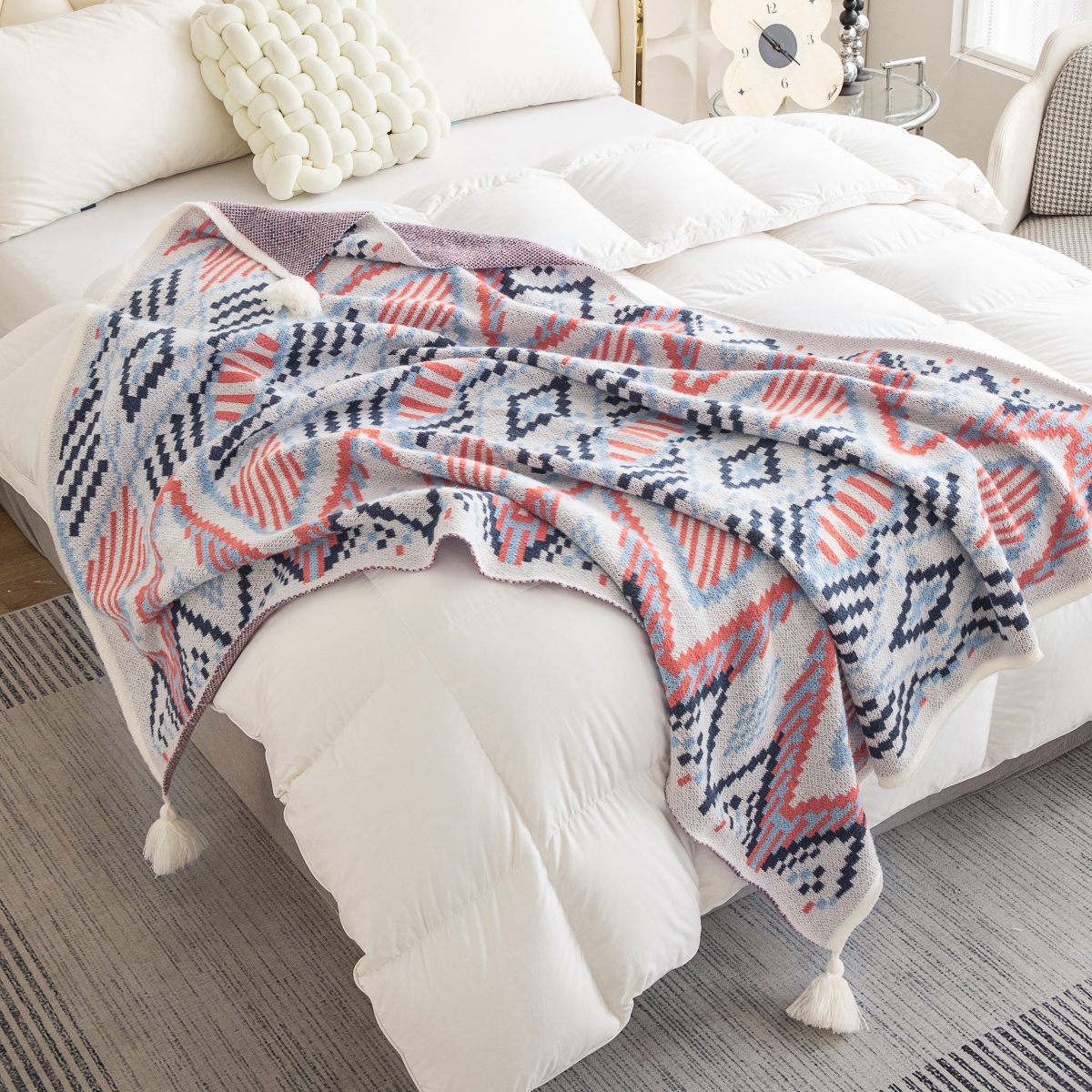 Kleurrijke geometrische gebreide deken met kwastjes voor verschillende toepassingen, stijlvolle gebreide deken: perfect voor stoel, bed en reizen