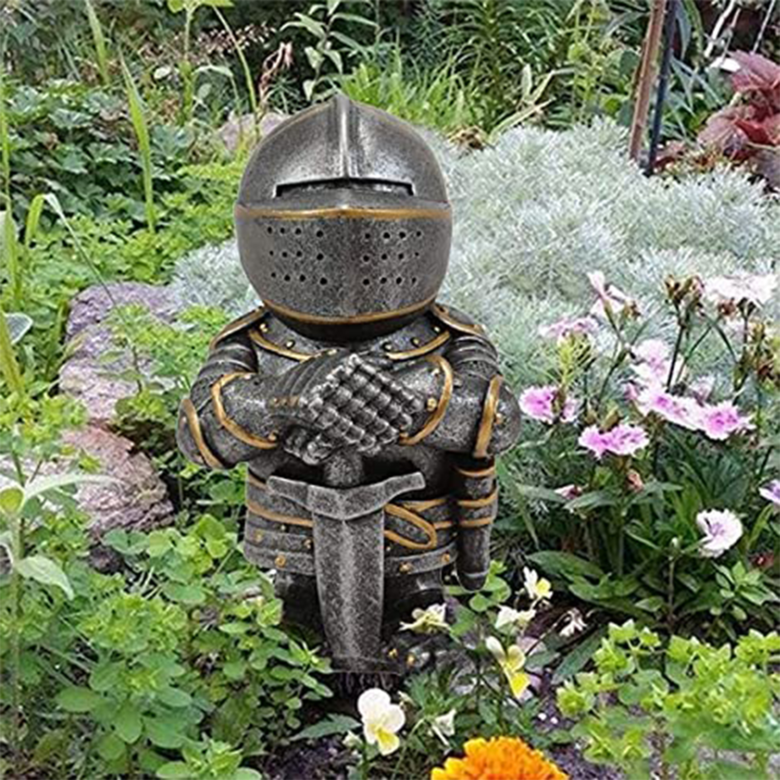 Garden Sculpture Knight Guard Statue Decoration for Outdoor Patio Lawn Home Hand-made Garden Knight Gnome Guards Sculpture