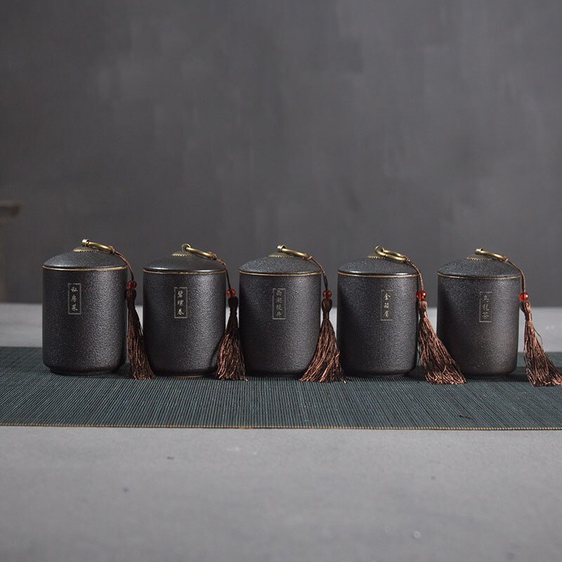 Black Pottery Tea Caddy Ceramic Sealed Storage Tank Plain Tea Canister Spice Jars Coffee Storage Box Kitchen Container