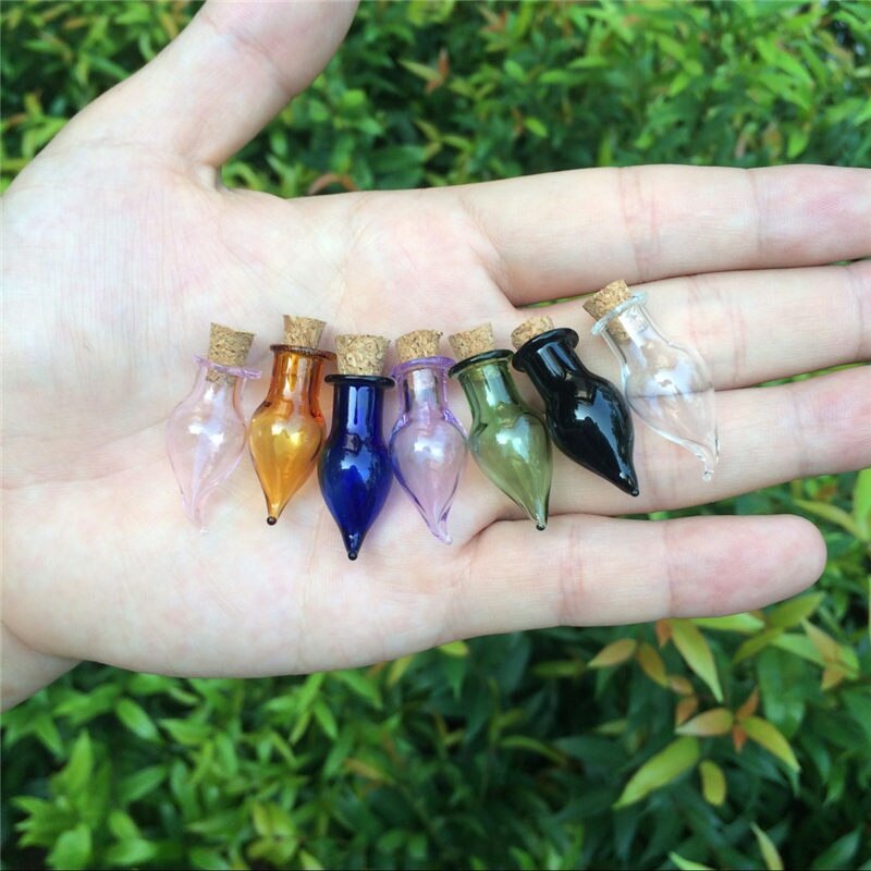 Prijs 70 stuks mix kleuren mini glazen flesjes chili vorm schattige flesjes met kurk kleine flesjes kleine potjes flesjes