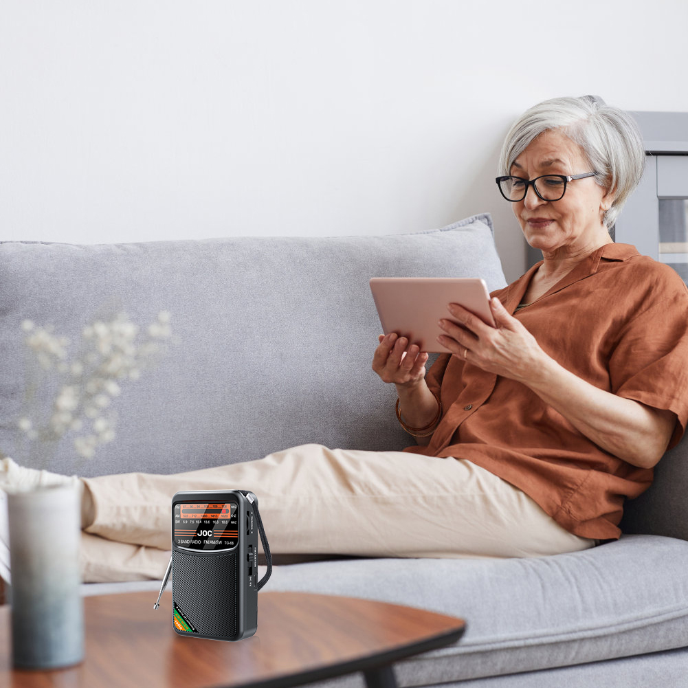 ​​Mini FM AM SW Radio Battery Operated Full Band Pocket Radio Built-in Speaker Type-C Rechargeable Emergency Radio for Elder