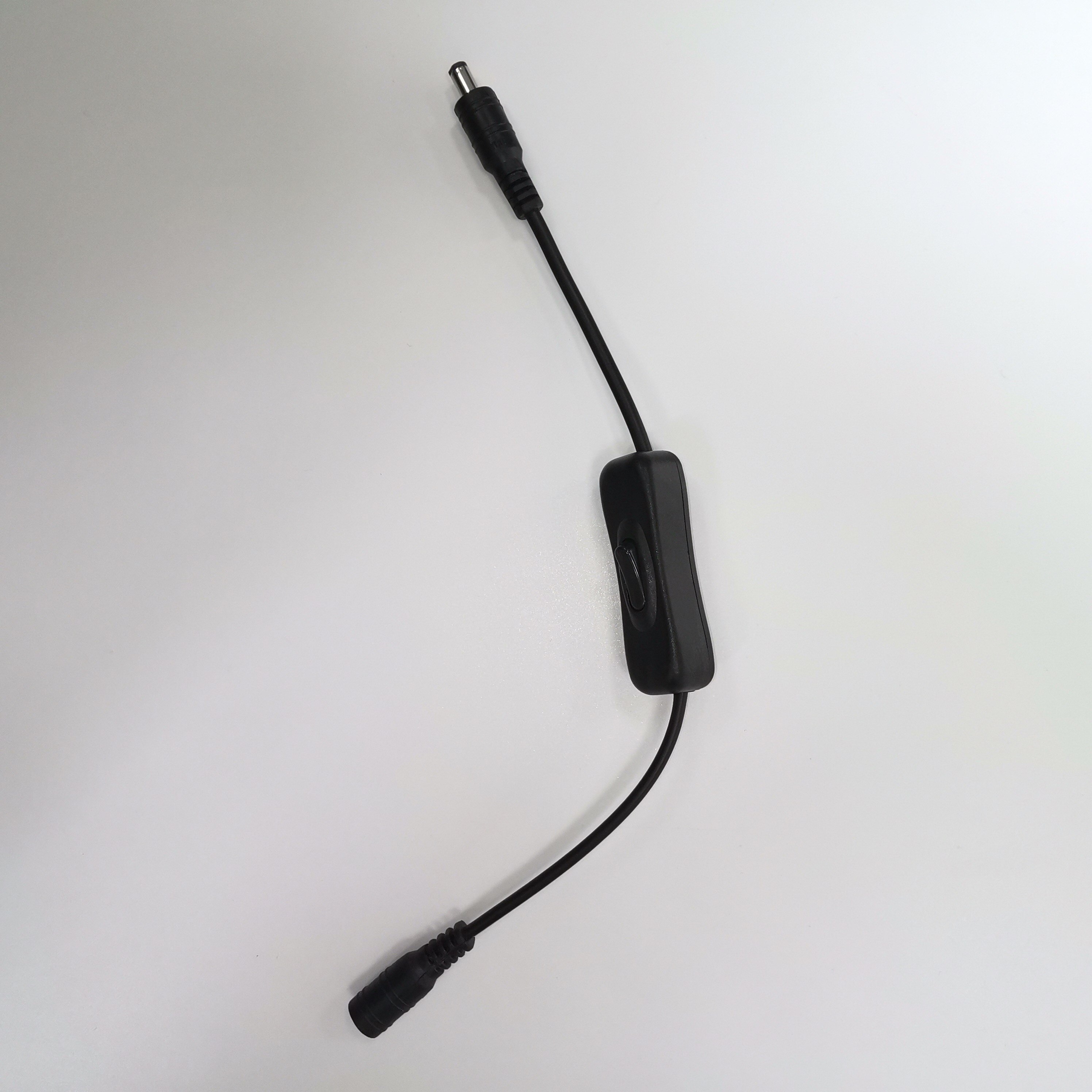 2pcs Manual Inline DC Switch 5.5mm x 2.1mm 1 to 2 Splitter DC Inline Power Switch DC Inline On/Off Rocker Switch for CCTV: 1 to 2 Splitter