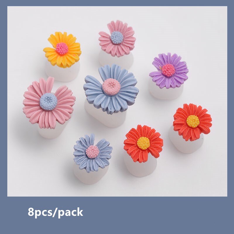 8Pcs Silicone Toe Separators Daisy Flower Charming Foot Divider Form Salon Manicure Pedicure Care Nail Art Tools: Light Grey