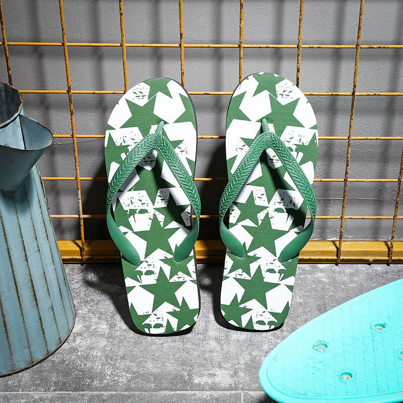 Märke män flip flops sommar strandsandaler tofflor för män halkfria slip-on flats skor män plus size 40-45 sandaler pantufa