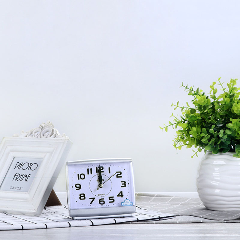Wekker Analoge Tafel Klok Reizen Wekker Quartz Radio Wekker Silent Sweep Beweging