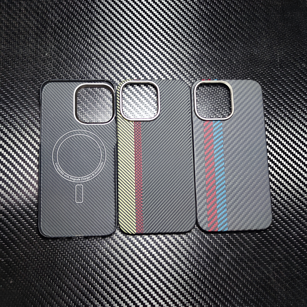 Coque Magnétique en Fibre d'Aramide Magsafe pour iPhone, Étui observateur de Luxe en Carbone de Styliste pour Modèles 15/14 pro 15/14