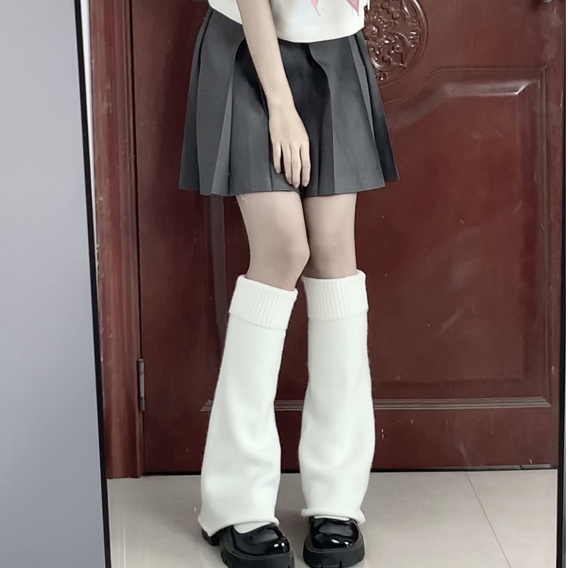 Harajuku Cute Flared Knitted Leg Warmers Japanese Girls Kawaii White Winter Loose Foot Cover Knee High Lolita Leg Warmer Socks: white