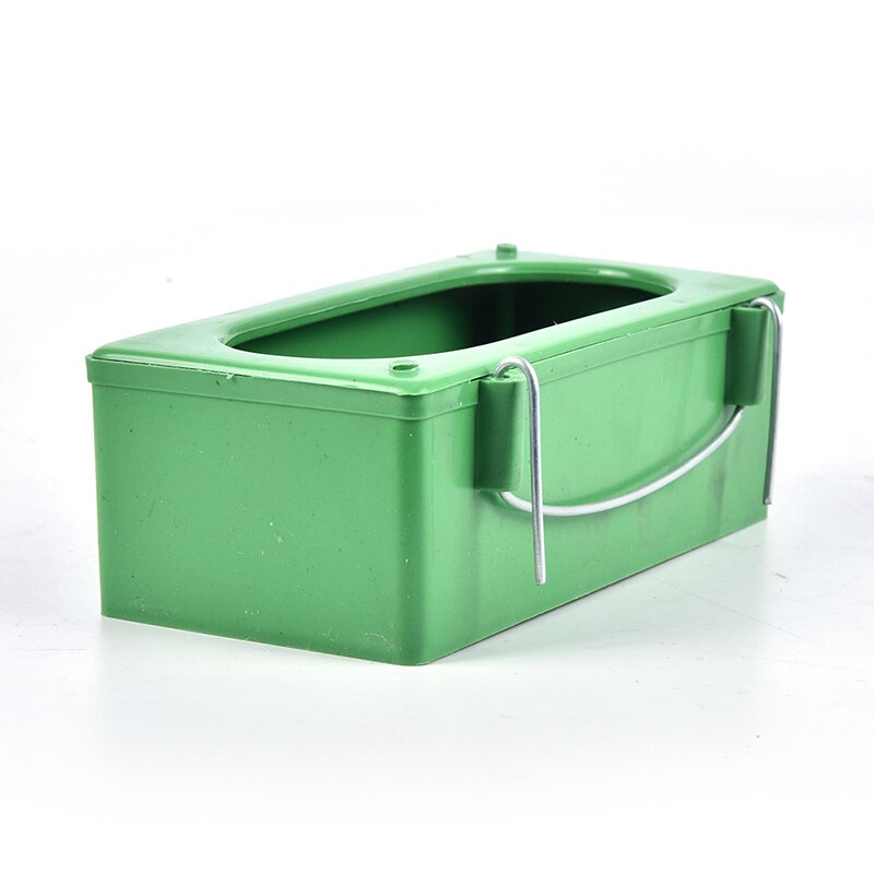 1Pc Plastic Bird Water Bath Box Parrots Parakeet Hanging Birdbath Cage Bathtub Bird Bath Bird Water Bath Tub Pet Bird Bowl: 1pc 15cx6x4cm