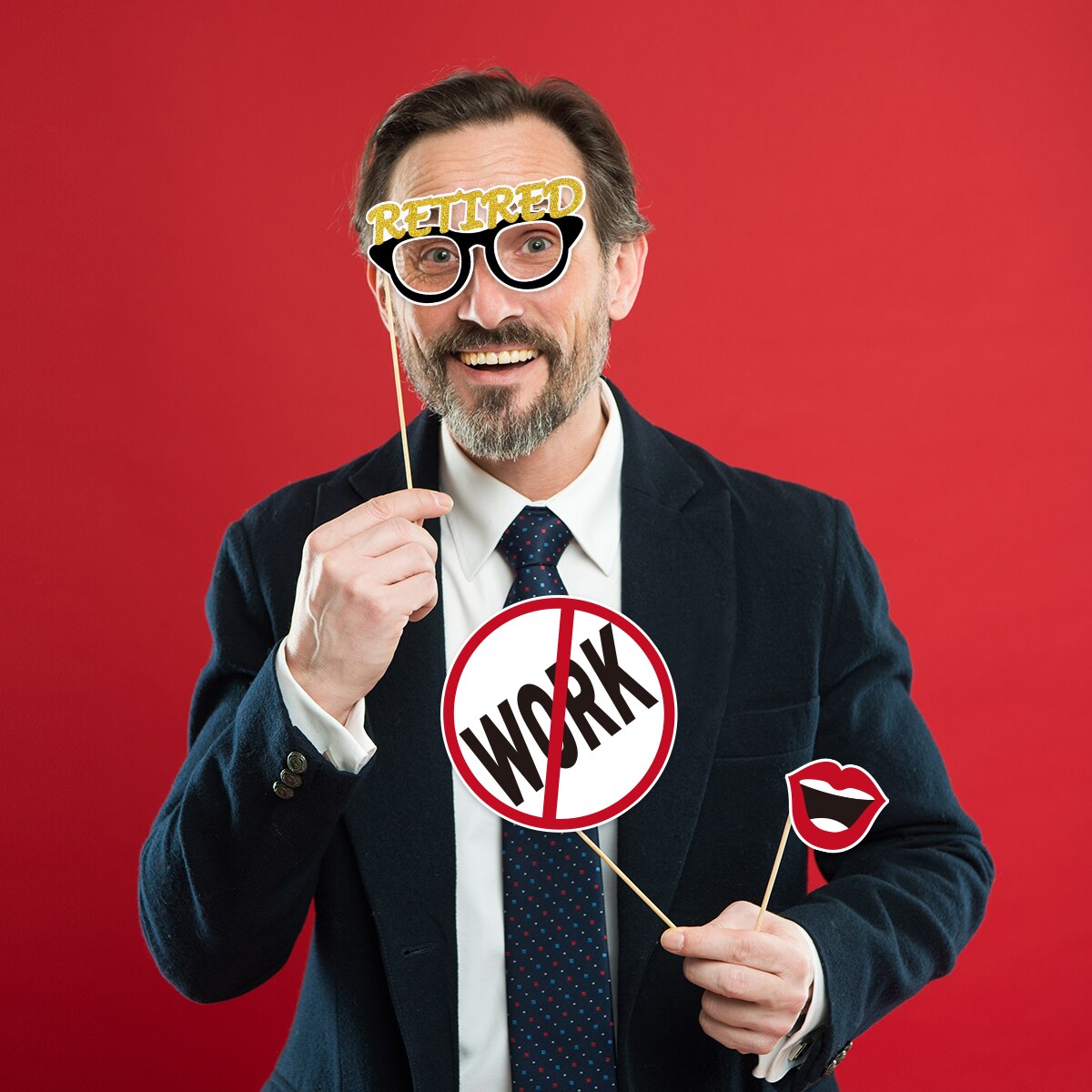 Amosfun 18PCS Retirement Photo Booth Props Kit Party Props Glittering Dress-up Supplies for Theme Party Favors Decorations