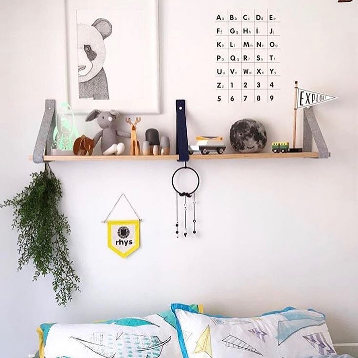 Nordic Eenvoudige Vilt Doek Houten Decoratieve Muur Plank Houten Muur Houder Rack Home Decoratie Creatieve Ambachtelijke Opslag Plank