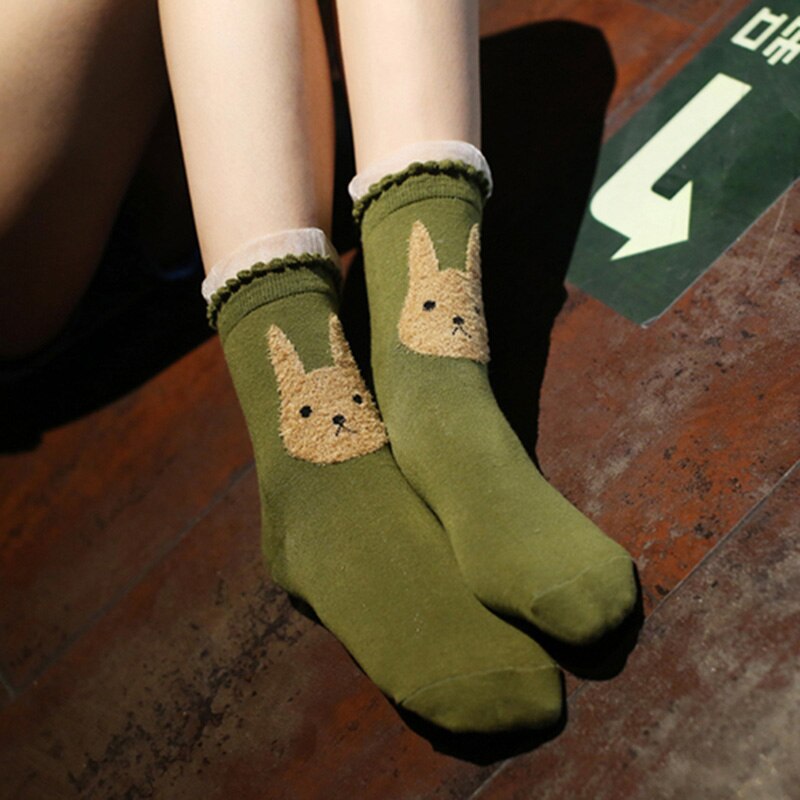 Neue Frauen Herbst Winter Nette 3d Ohren Karikatur Ebene Baumwolle Socken Für Frau Wandern Standard Chasractter Socken Sport: Armee Grün