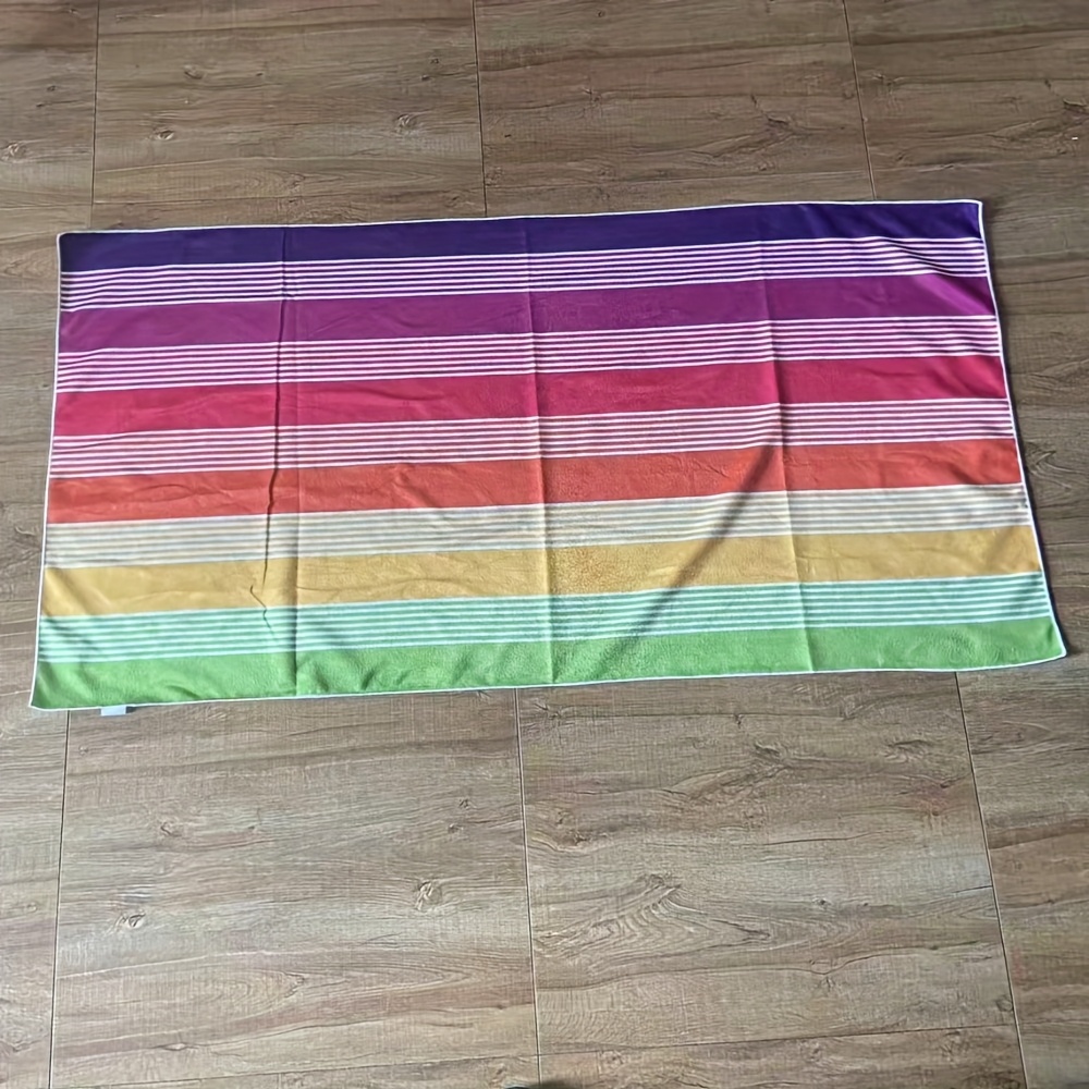 Ultrazachte, extra grote strandhanddoek met regenboogstrepen - levendige regenboogkleuren, sneldrogende microvezel, stevige wikkel voor op het strand &: Default Title