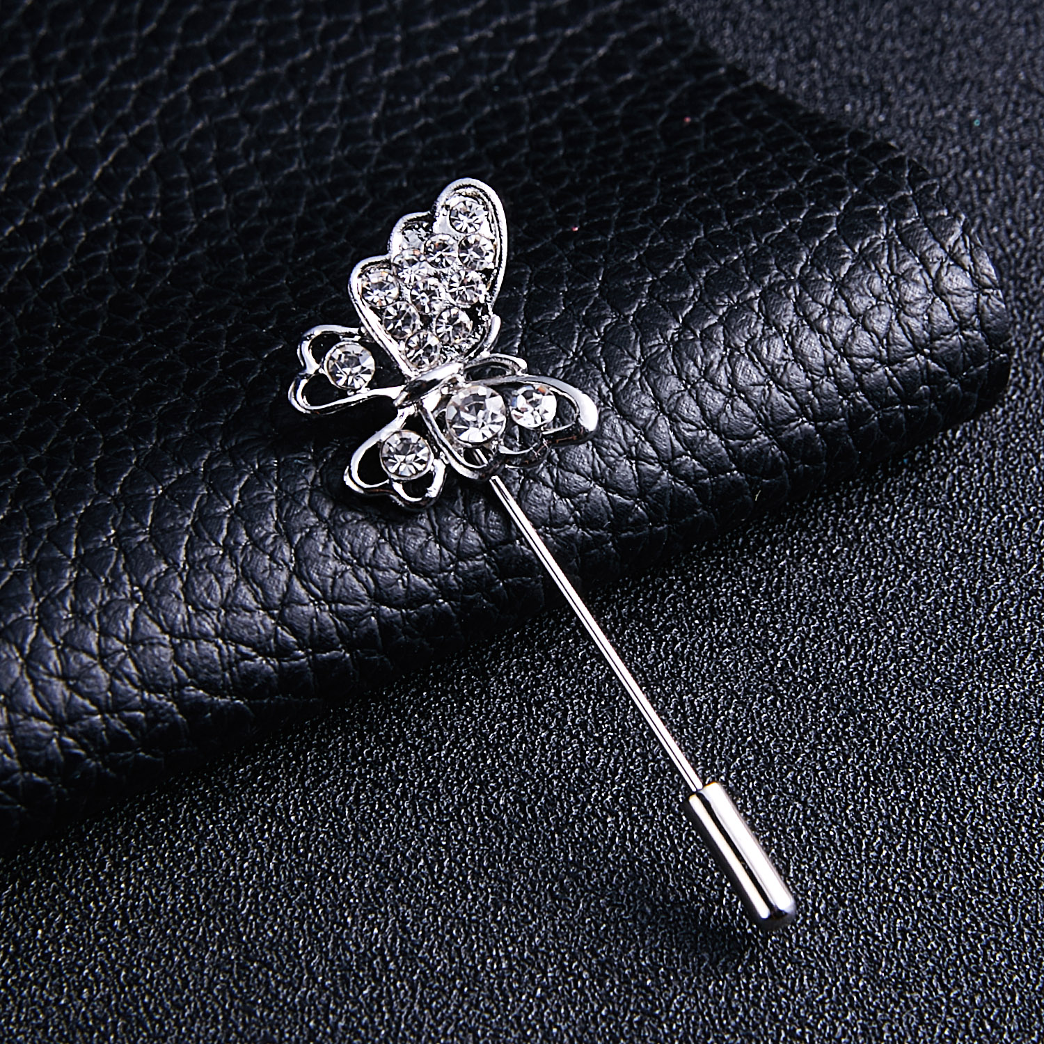 Rinhoo Vintage Mini Female Pins Brooches for Women Butterfly Letter Rhinestone Lapel Pins Badge Brooch Wedding Jewelry