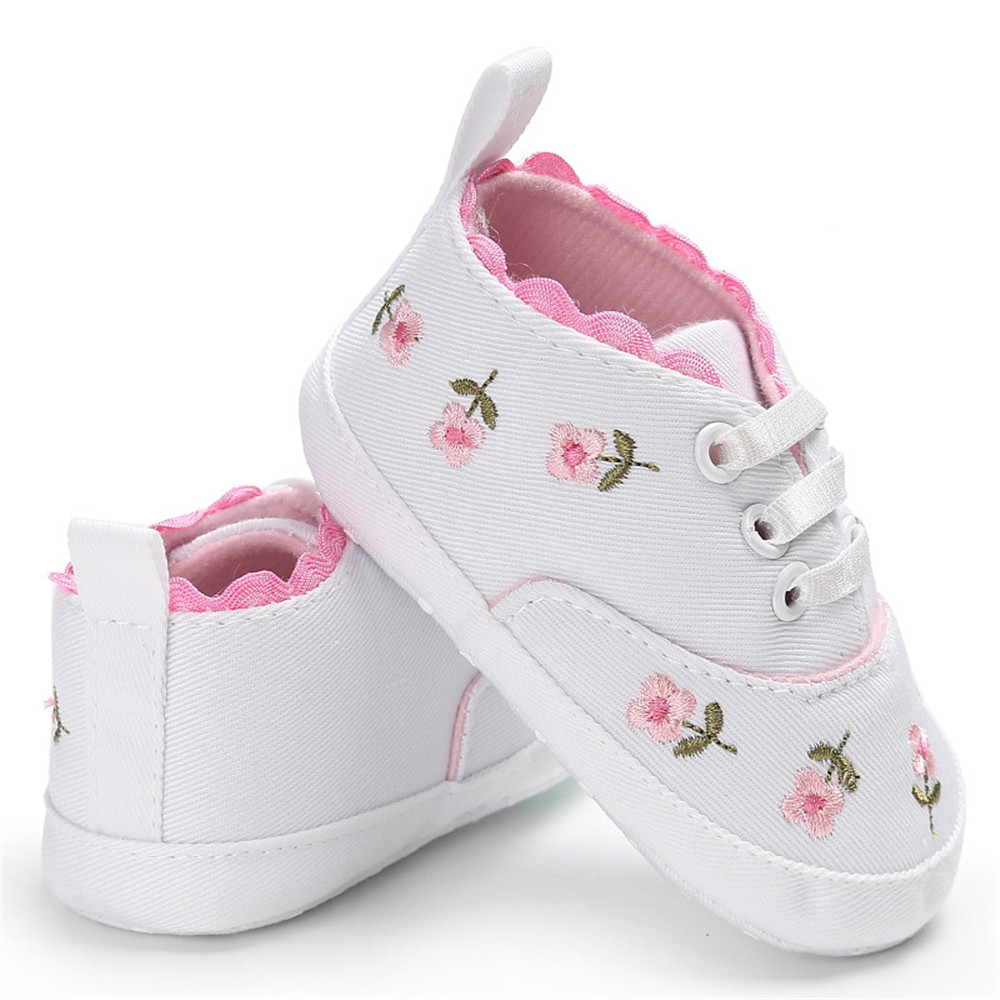 Baby sko baby spædbarn barn pige broderi blomst blød sål krybbe lille barn prinsesse første vandrere kausale sko 0-18m: Hvid / 0-6 måneder