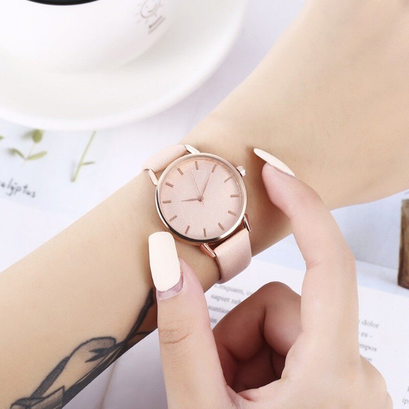 Dames Student Horloge Mode Creatieve Reliëf Bloemen Quartz Horloge Luxe Vrouw Rvs Horloge Relogio Feminino