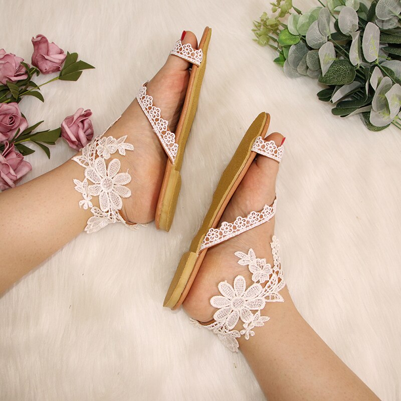 Open Teen Bloem Platte Hak Sandalen Vrouw Platte Kant Sandalen Wit Bridal Geplast Teen Zomer Schoen Platte Strand Outdoor Sandalen dames