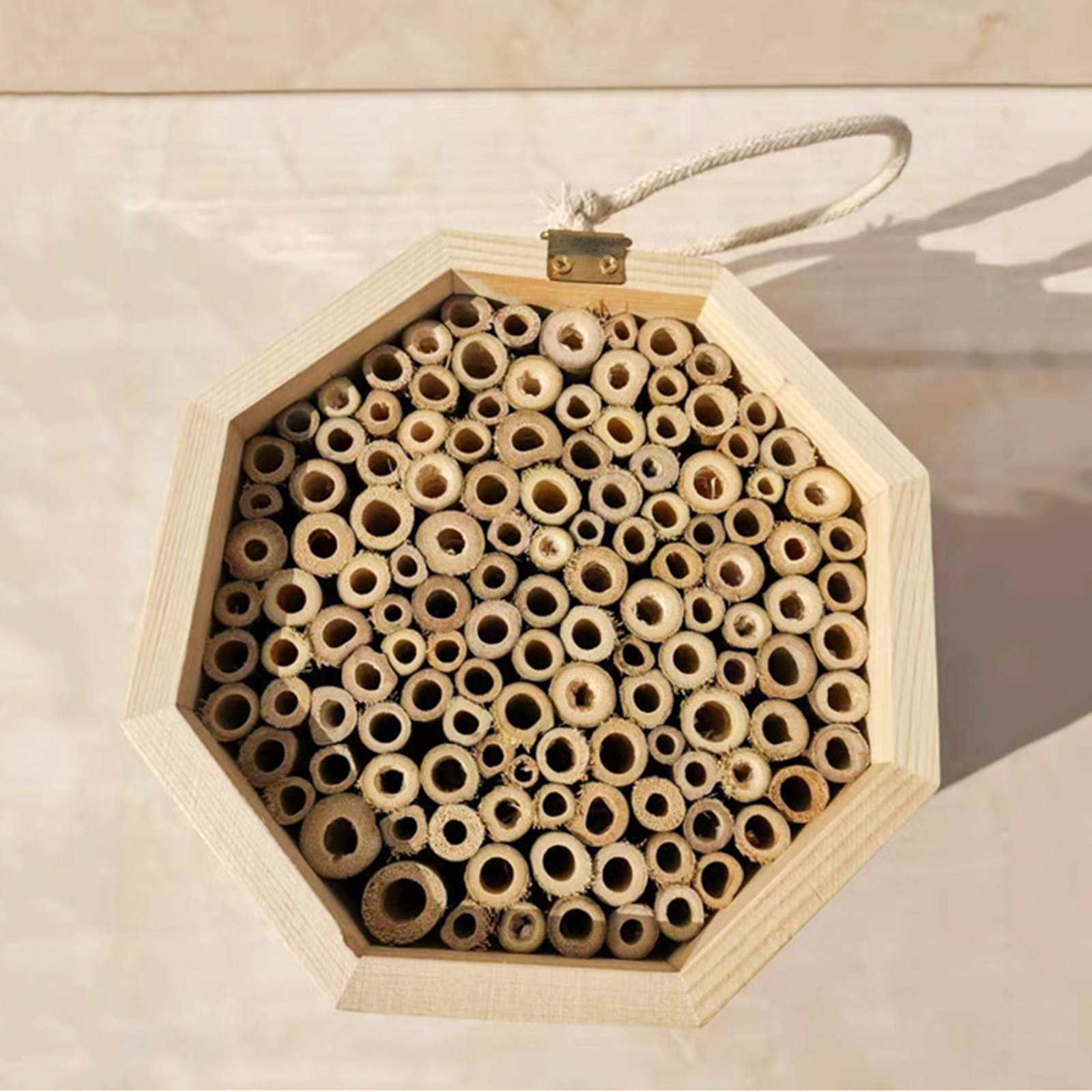 Casa de abejas Mason que cuelga, colmena de abejas de madera, atrapa polinizadores de abejas para mejorar la polinización para granja de jardín