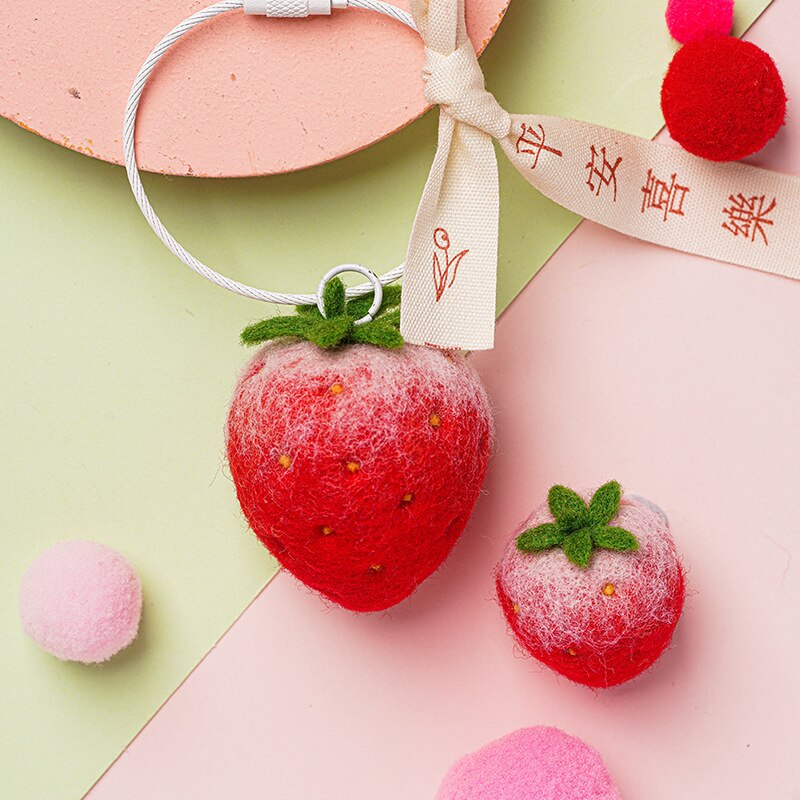 Kit de Material de fieltro de lana de fruta, llavero colgante hecho a mano DIY, accesorios de fresa, melocotón, manzana hechos a mano, 1 pieza: No.1