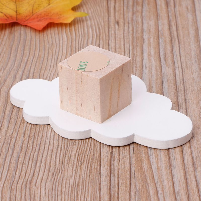Colgador de ropa de madera con ganchos de nube para decoración de pared, colgante para dormitorio de niños