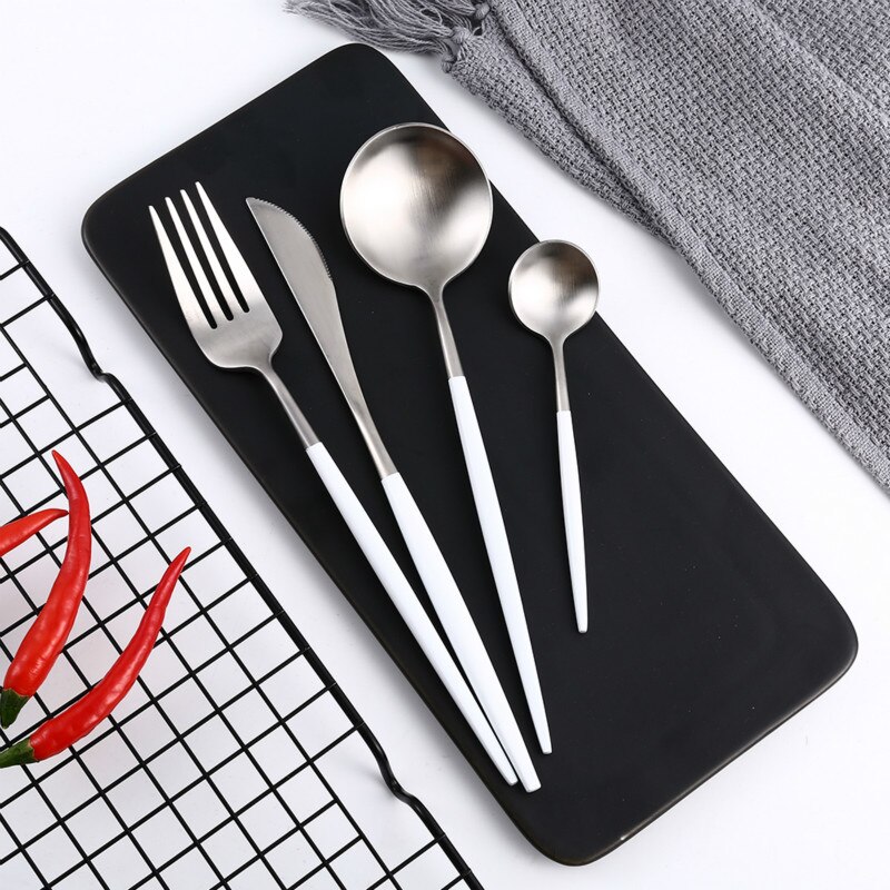 Blanc argent acier inoxydable ensemble de couverts couteau cuillère fourchette cuisine vaisselle Steak couverts maison vaisselle haut de gamme Service de dîner
