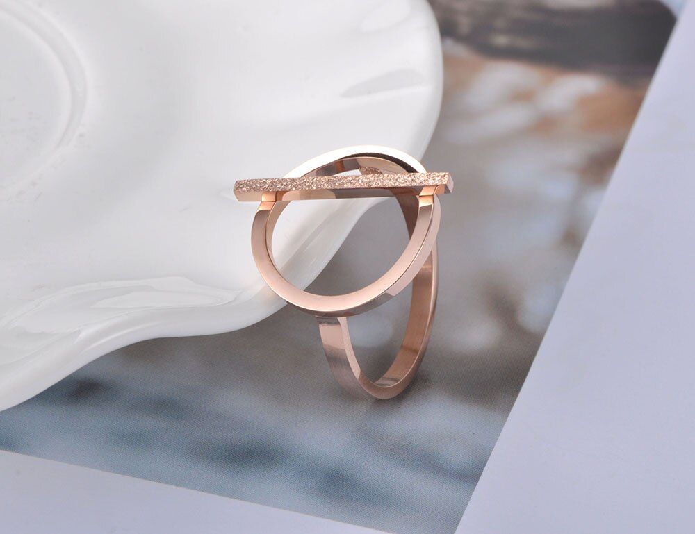 JeeMango OL Stainless Steel Ring Rose Gold Geometric Engagement Wedding Rings For Women Girls Jewelry JR19008