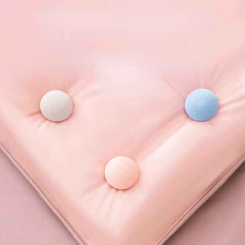 4PCS Mushroom Quilt Holder Non-slip Quilt Blanket Clip One Key to Unlock Blankets Cover Fastener Clip Holder Bed Sheet