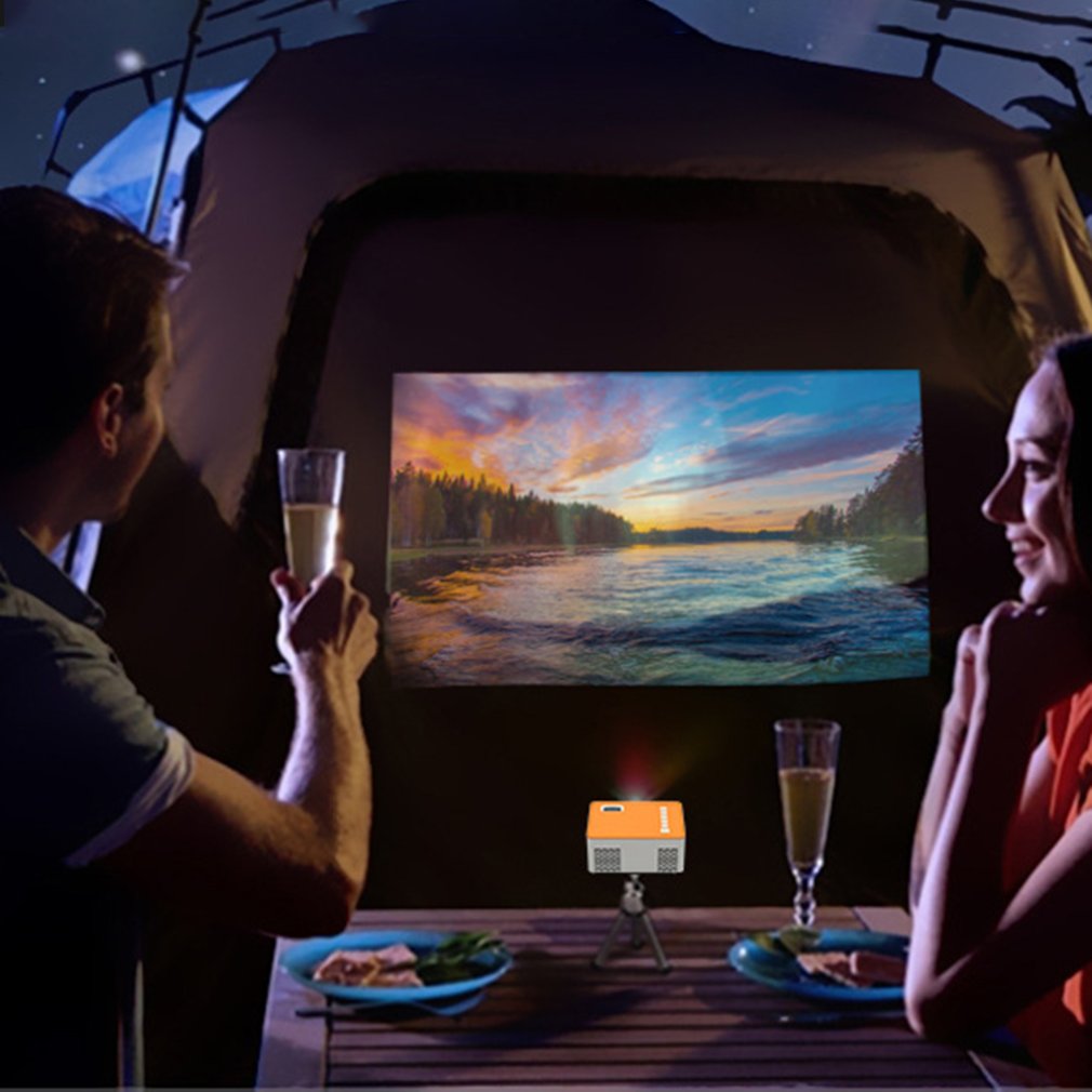 Uc28d mini draagbare en handige thuis mobiele telefoon projector handleiding oranje 1.8 inch lcd-scherm led projector